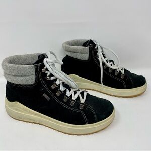Black Suede Grey Wool Lined Cougar Hightop Shoes/Boots